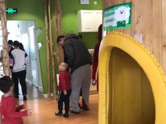 -乐融婴幼儿成长中心(四季青校区)