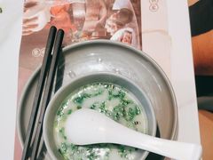 -洪氏嗨捞·广东猪肚鸡·椰子鸡火锅(西咸万象城店)