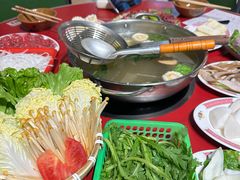 -潮汕·草根牛肉档(城市集市上海荟聚店)