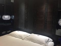 -桔子水晶苏州吴江步行街酒店