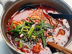 泡椒鸡杂-铁锅哥米线