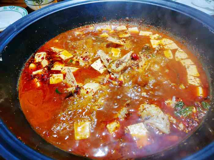 成都地摊鱼-"店里空调很凉快 夏天吃饭根本不会热超级.