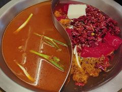 -沸炉重庆老火锅(军事博物馆店)