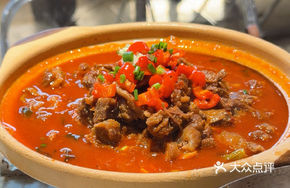Old Jar Sichuan-style Pickled Cabbage Beef Pot