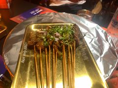 -何师烧烤Pro ·江湖川菜·小龙虾·精酿(太古里旗舰店)