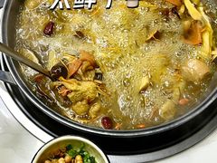 -野菌王•养生汤锅•野生菌火锅(大理漾濞路店)
