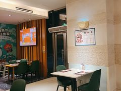 -青岛中心假日酒店-碧海咖啡厅