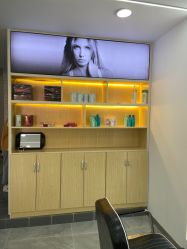 -Coo Hair salon