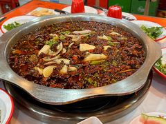 -烧哥美蛙肥肠鱼火锅·十五年社区店