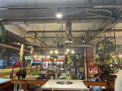 大堂-钢管厂歆瑞源油卤串串香(春熙路太古里店)