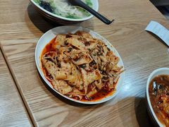 -三好食堂(煎饺·馄饨·肉饼米线·盛世广场店)