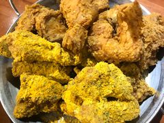-BHC炸鸡(明洞总店)
