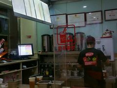 -沪上阿姨鲜果茶(华新大街店)