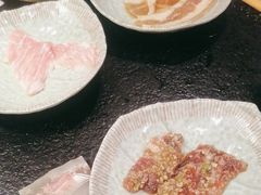 -臻牛烤肉