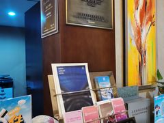 -嘉瑞酒店有限公司