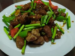 -鸿亨泰杂鱼馆(港馨家园店)