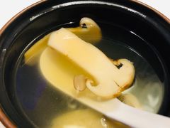 松茸汤-悦融琥珀·京鲁菜·海味珍品(西单店)