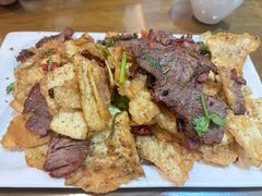 -鲁南仔·滕州炒鸡(经三路店)