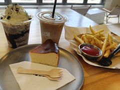 -J Create城市露营咖啡·简餐·宠物(上海动物园店)