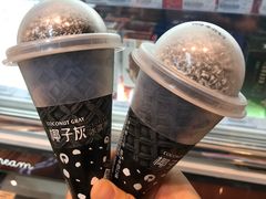 椰子灰-全家便利店(王府井大街店)