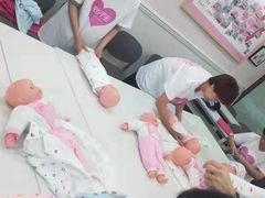 -爱月宝月嫂·育儿嫂