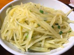 -琥珀老六龙虾(四里河店)
