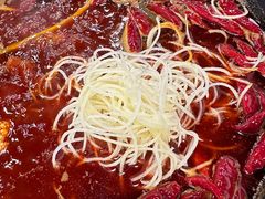 -虎贲三拖八老火锅(洋人街店)