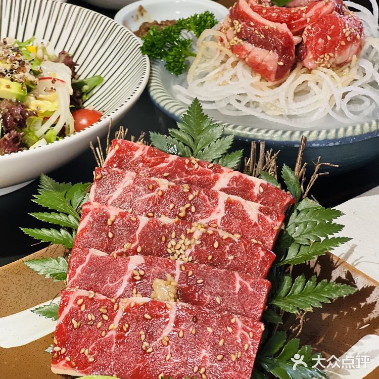 爱，就是一起吃肉！现在知道我多爱你了吧！