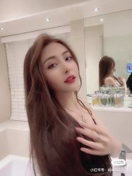 -时尚殿堂明星门店