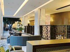 -上海虹桥西郊假日酒店