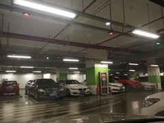 场地-苏州中心-停车场