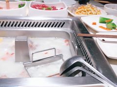 -海底捞火锅鲜切牛肉主题店(长寿路店)