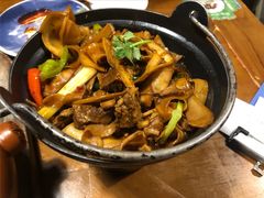 野生菌焖牛肉块-雀舞云南菜(天津天河城购物中心店)