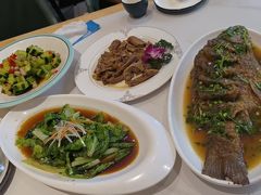 -梅利汴京烤鸭•开封豫菜地标店(晋安路店)