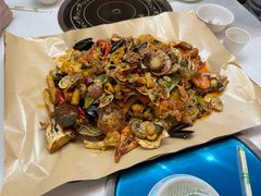 -老东镇啤酒屋海鲜加工·蒸汽海鲜·海鲜烧烤(台东店)