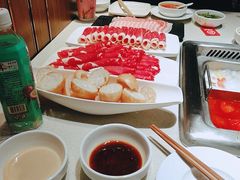 -海底捞火锅鲜切牛肉主题店(长寿路店)