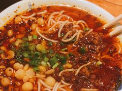 -兵哥豌豆面(雅颂居店)