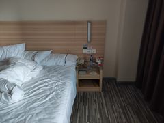 -城市便捷酒店(佛山大良清晖园步行街店)