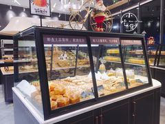 面包甜点陈列柜-格丽思(美好上郡店)
