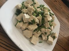 -溢心园香河肉饼总店