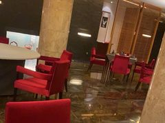 -粤尚腾香居中餐厅(首都机场希尔顿店)