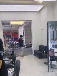 -乾健·烫染·接发SALON