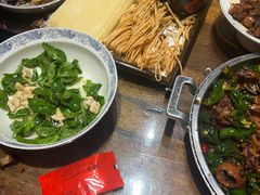 -崮乡圣水坊赵家炒鸡(花都店)