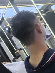 -藤野造型烫发染发