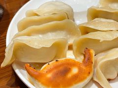 蟹粉锅贴-王家沙点心店(南京西路总店)