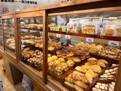 -小飞象面包公社(珠江路金鹰店)