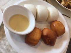 -渝君重庆火锅(嘉宾路店)