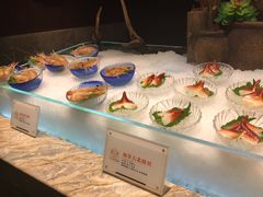 -半岛翡丽海鲜自助餐厅(观风亭店)