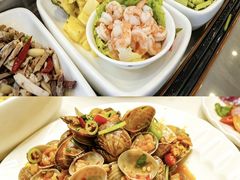 -鑫渔港海鲜本地菜·山海关浑锅(东戴河店)