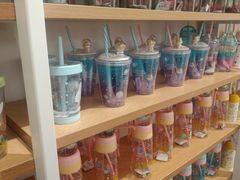 -名创优品(广州萝岗万达广场店)